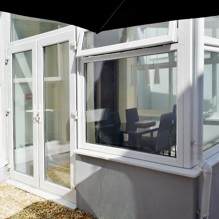 One Caprera Guest House Plymouth Esterno foto