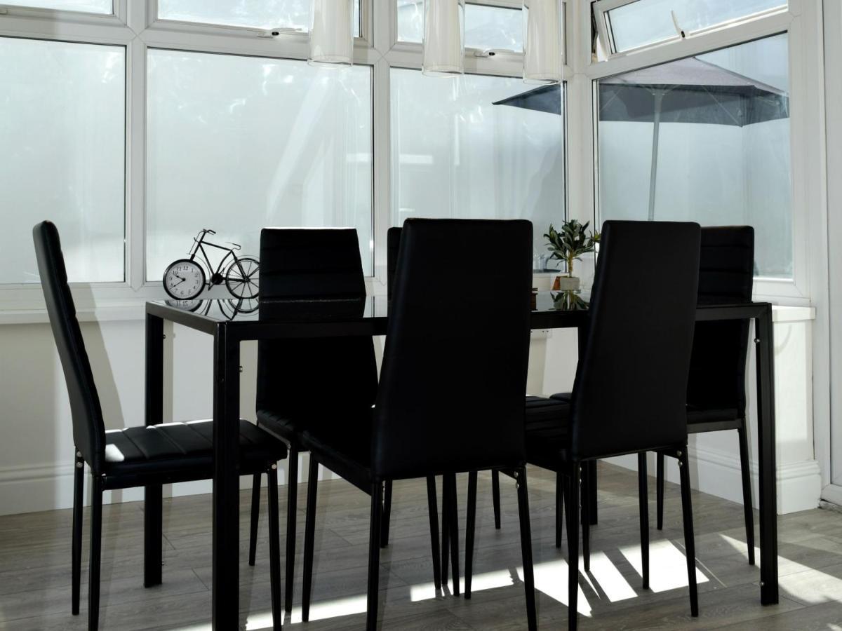 One Caprera Guest House Plymouth Esterno foto